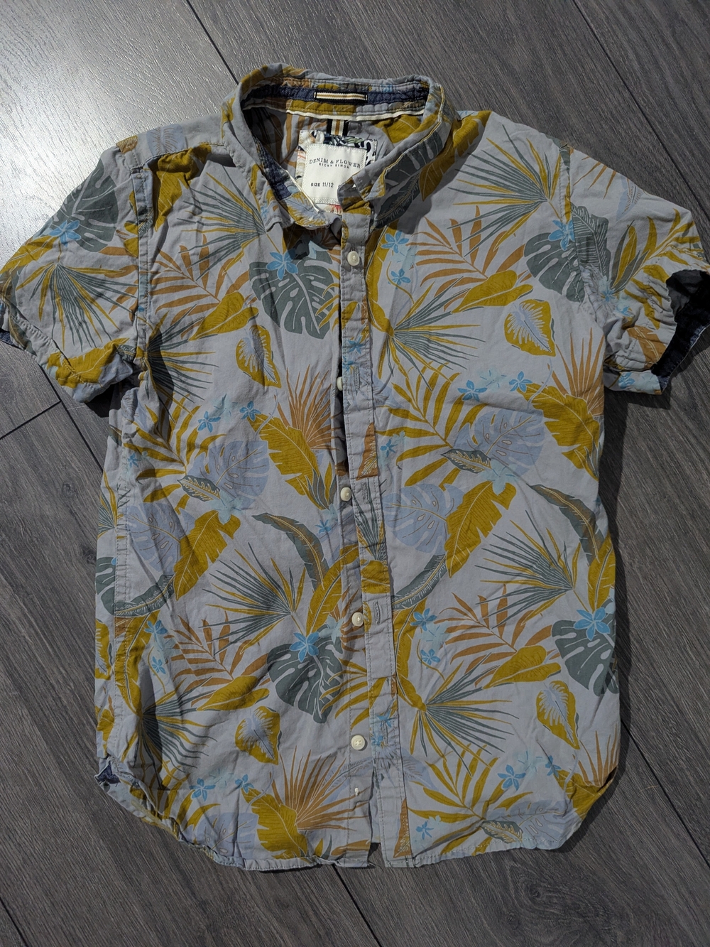 Kids Short-Sleeve Button-Down Shirt - Mustard & Gray Tropical Print